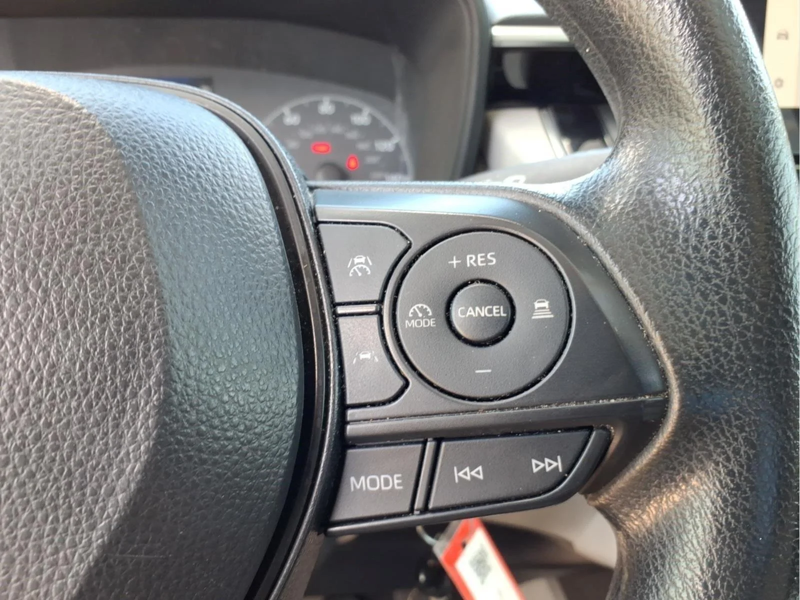 Used 2024 Sonic Silver Toyota L image 21