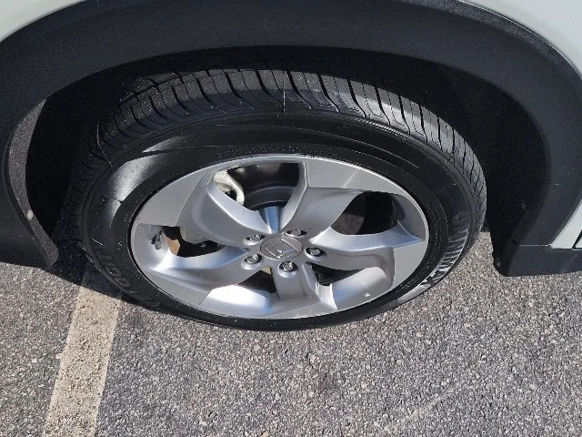 Used 2017 Gray Honda LX image 10
