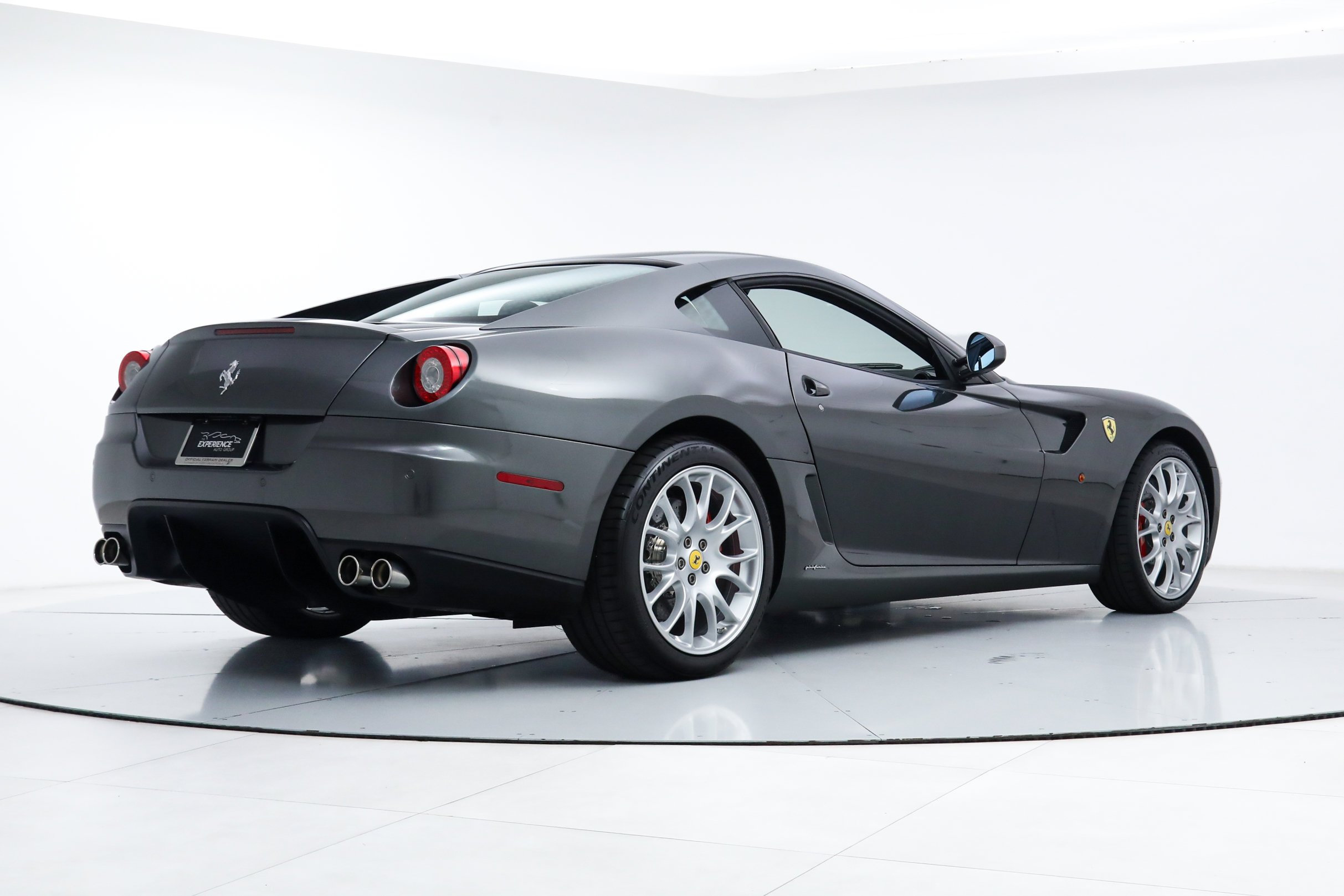 Used 2009 Gray Ferrari  image 3