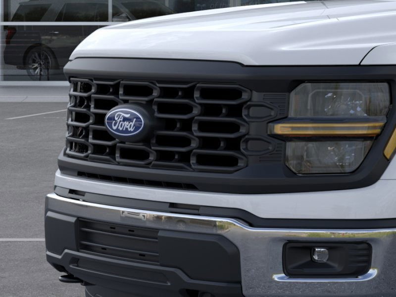 New 2026 Oxford White Ford XL image 39