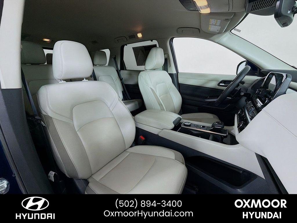 Used 2024 Deep Ocean Blue Pearl Nissan SL image 29