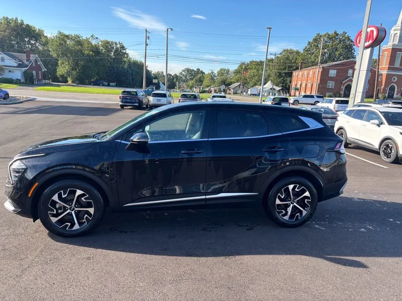 Used 2024 Black Kia EX image 5
