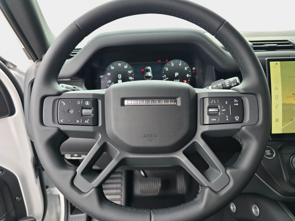 New 2026 Fuji White LAND ROVER X-Dynamic SE image 16