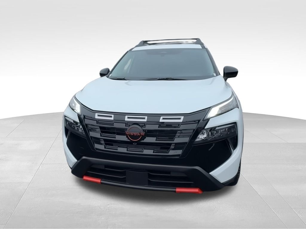 New 2026 Everest White Pearl TriCoat Nissan Rock Creek® image 3