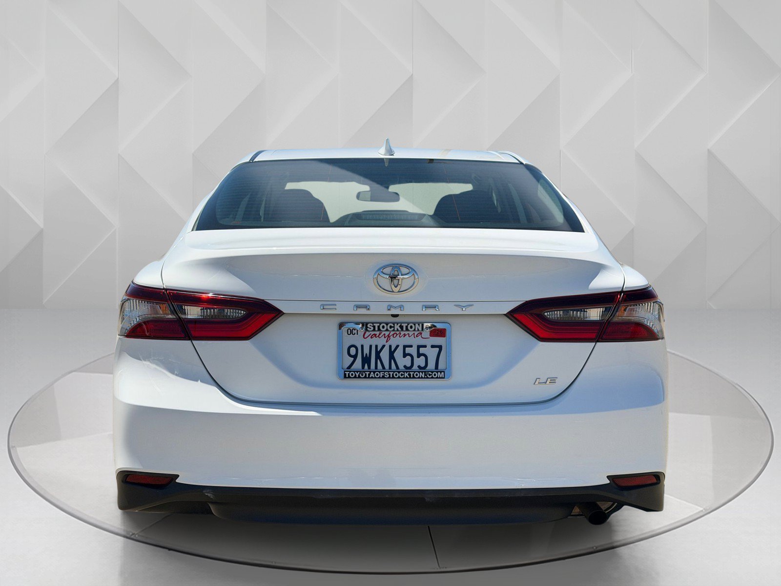 Used 2024 Ice Cap Toyota LE image 4