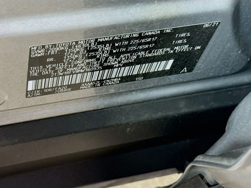 Certified Used 2021 Silver Sky Metallic Toyota XLE image 29