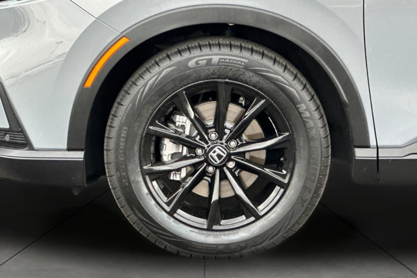 Used 2025  Honda Sport-L image 31
