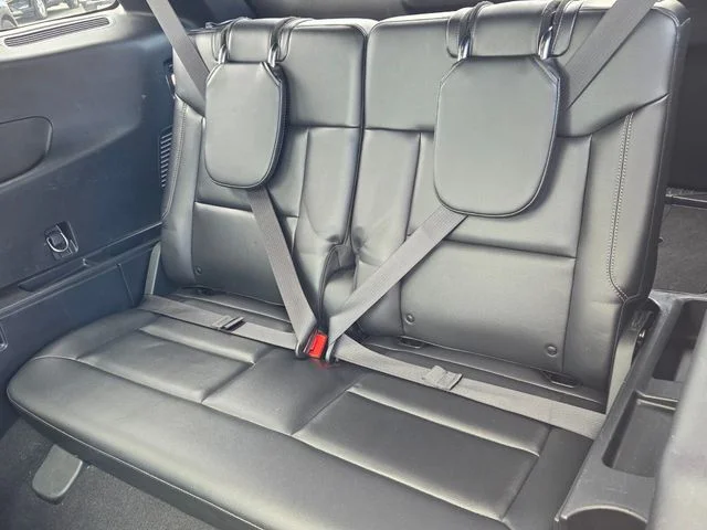 Used 2020 White Ford Limited image 16