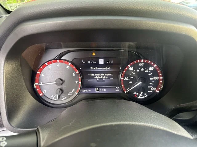 Used 2020 Red Nissan PRO-4X image 19