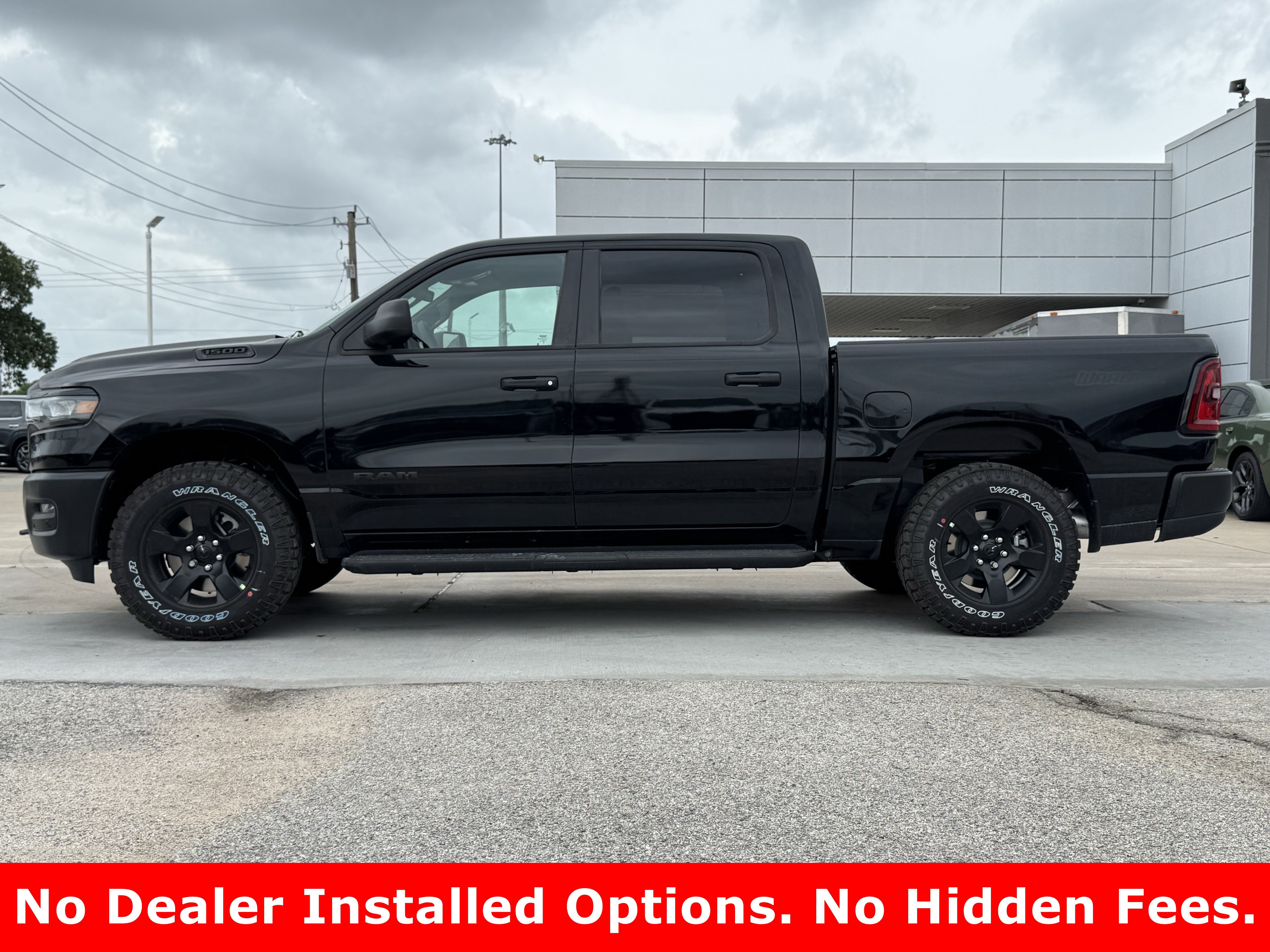 New 2026 Diamond Black Crystal Pearl-Coat Exterior Paint RAM Warlock image 6