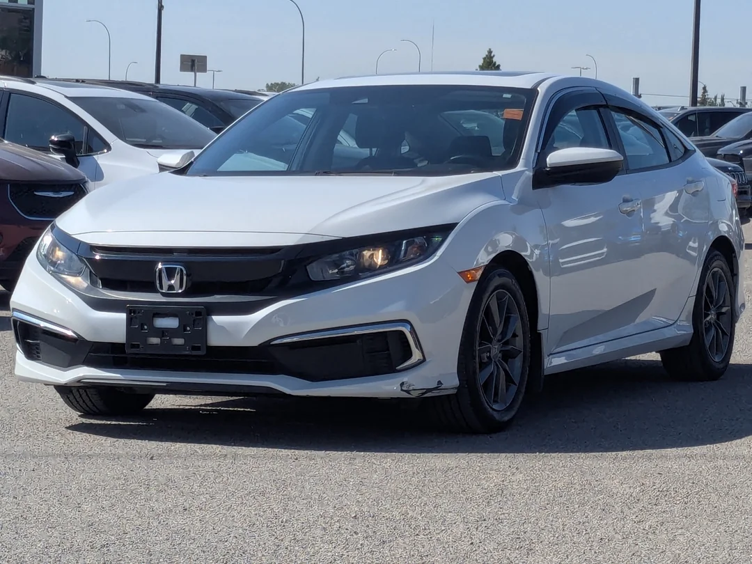 Used 2021 White Honda EX - - FWD - Sunroof - Heated Mirrors - Keyless Entry - Smart Device Integration & More! image 4