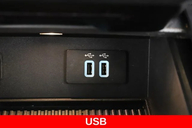 Used 2016 White Ford XLT image 24