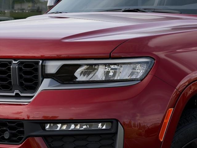 New 2026 Velvet Red Pearl-Coat Exterior Paint Jeep Limited Reserve image 36