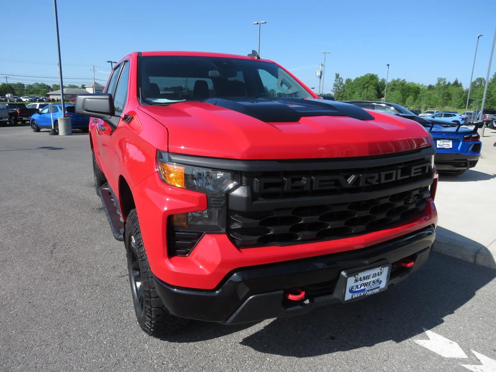Used 2023 Red Chevrolet Custom Trail Boss image 4