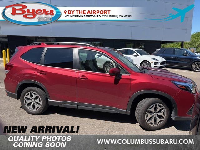 2023 Subaru Forester Premium's photo