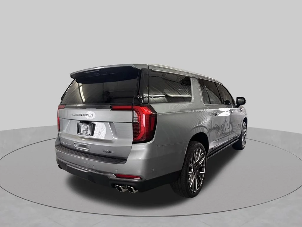 Used 2025 Sterling Metallic GMC Denali Ultimate image 7