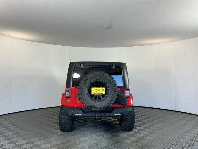 Used 2015 Red Jeep Sahara image 6