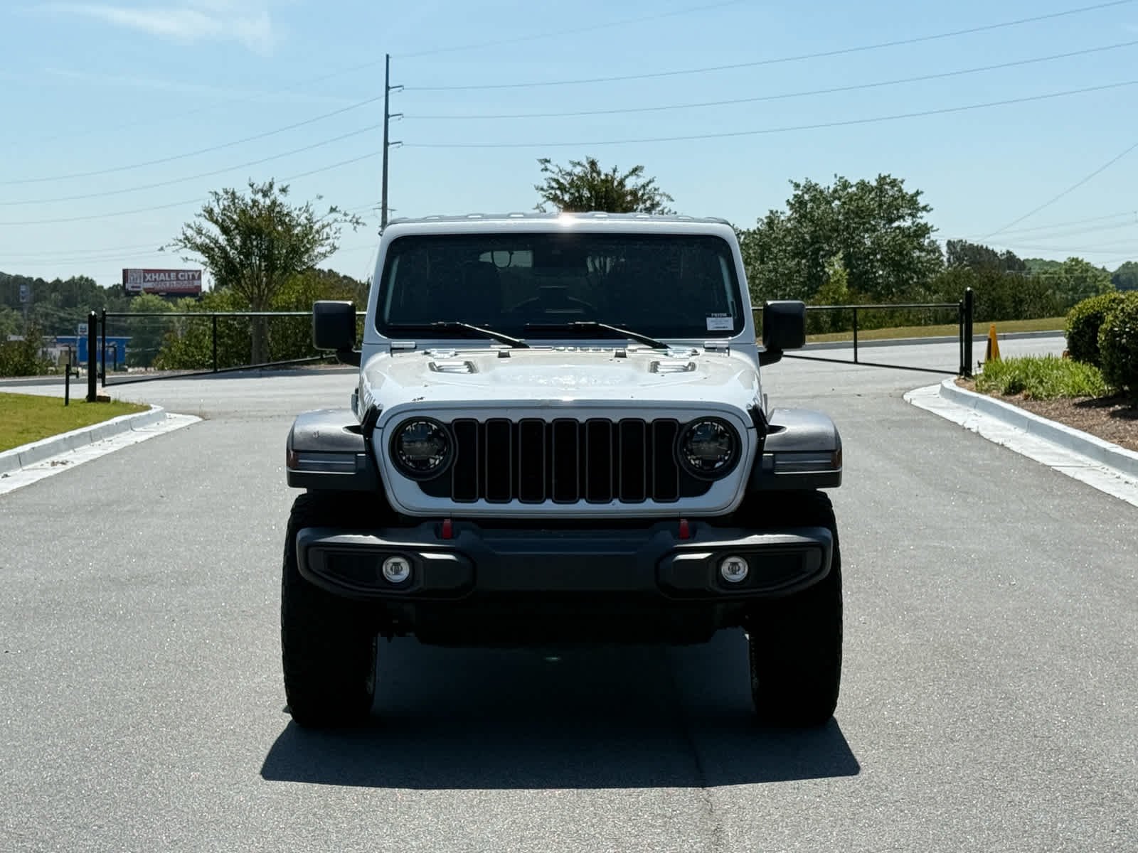 Certified Used 2025 Bright White Clearcoat Jeep Rubicon image 8