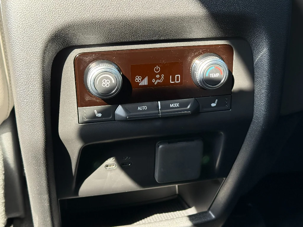 2026 GMC Acadia Elevation - Photo 26