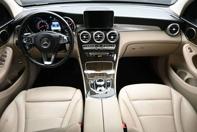 Used 2019 Black Mercedes-Benz GLC 300 image 13