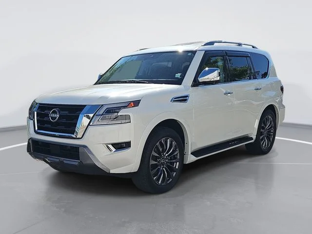 Used 2023 White Nissan Platinum image 7
