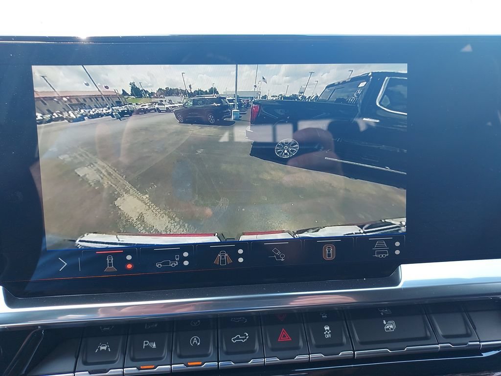 New 2026 Onyx Black GMC Elevation image 23