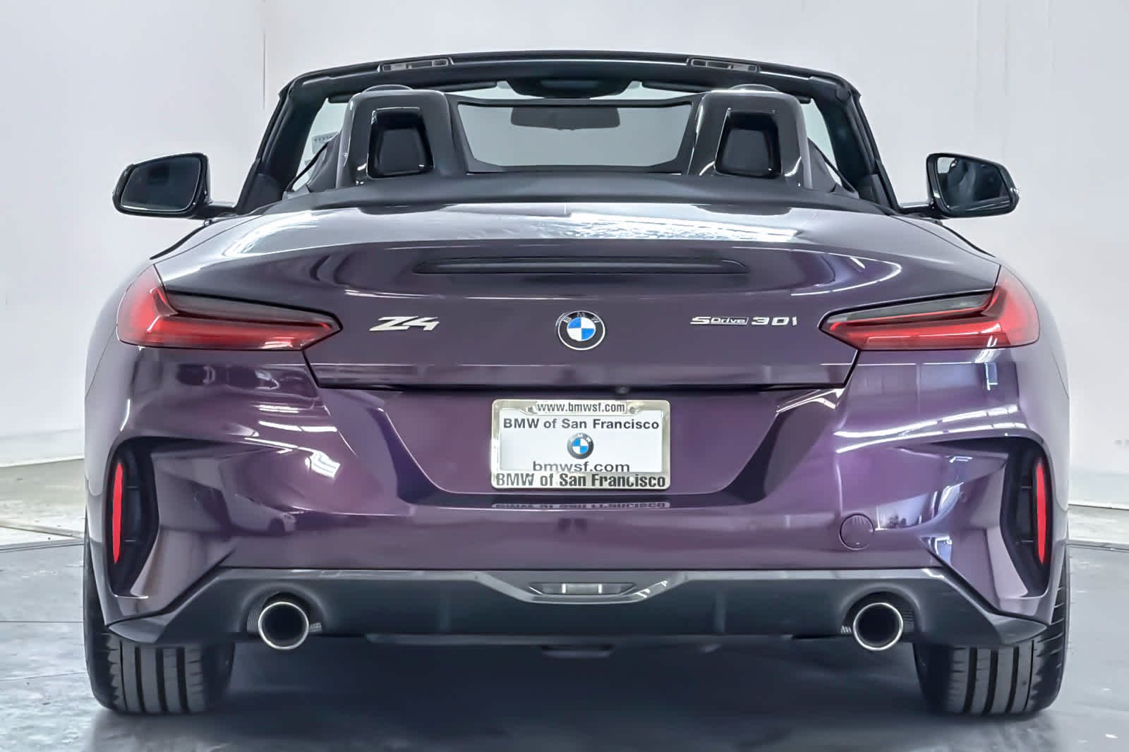 Used 2025 Purple BMW sDrive30i image 6