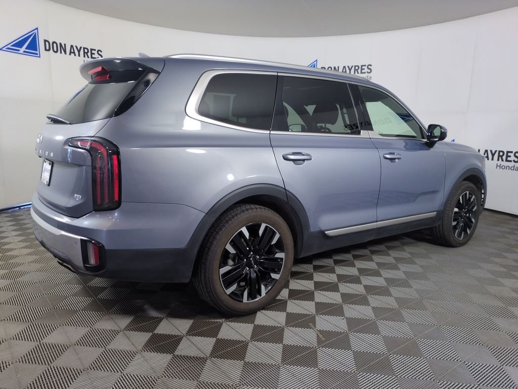 Used 2024 Silver Kia SX image 5
