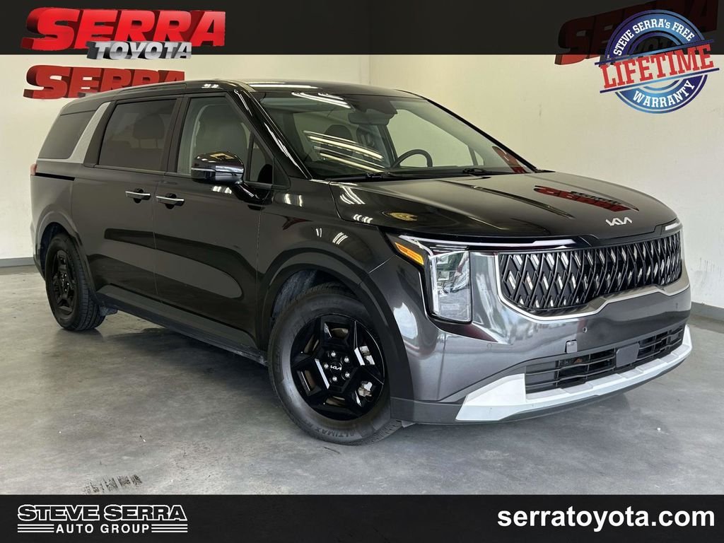 2025 Kia Sedona LXS's photo