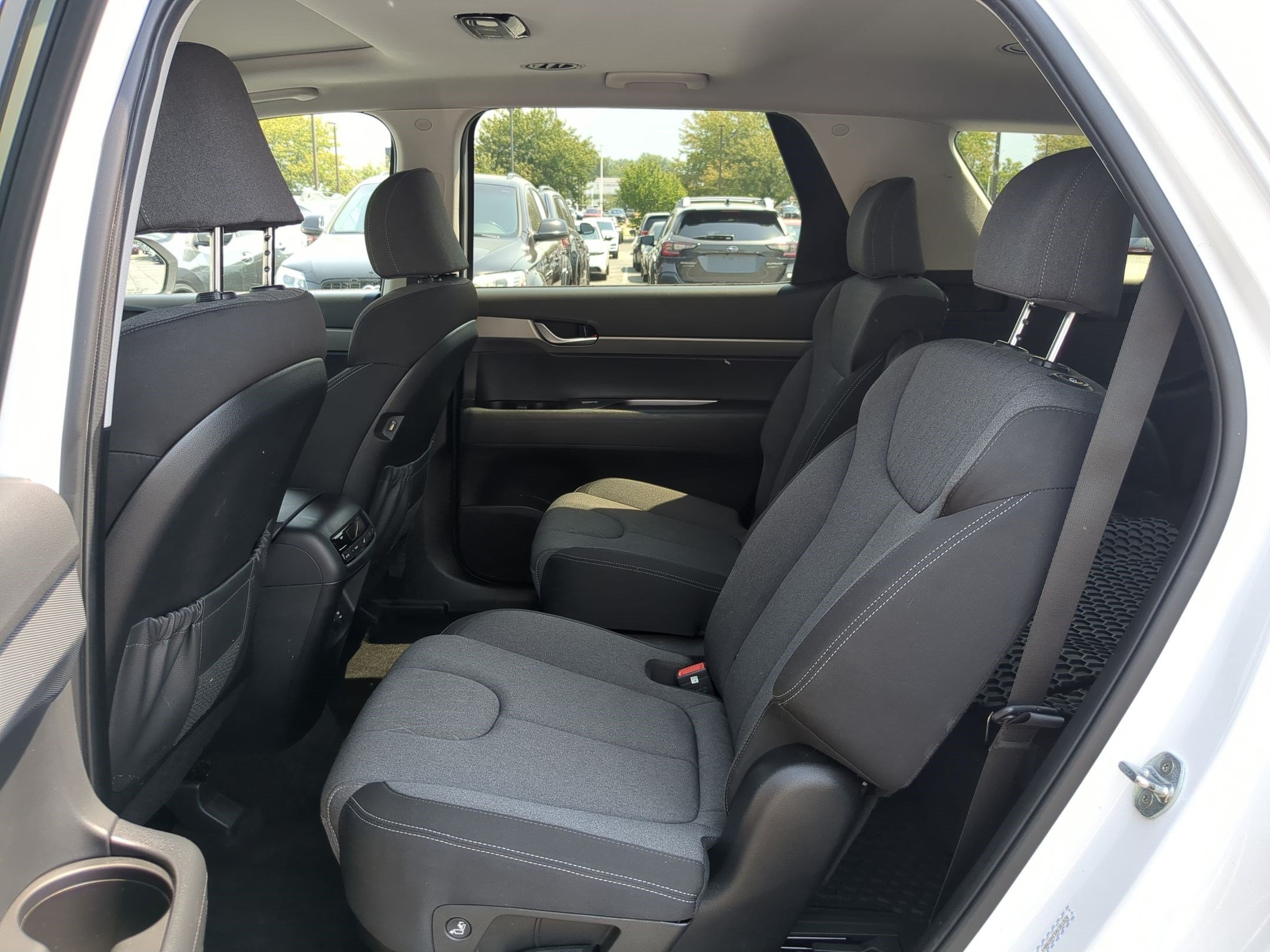 Certified Used 2022 Hyper White Hyundai SEL image 27