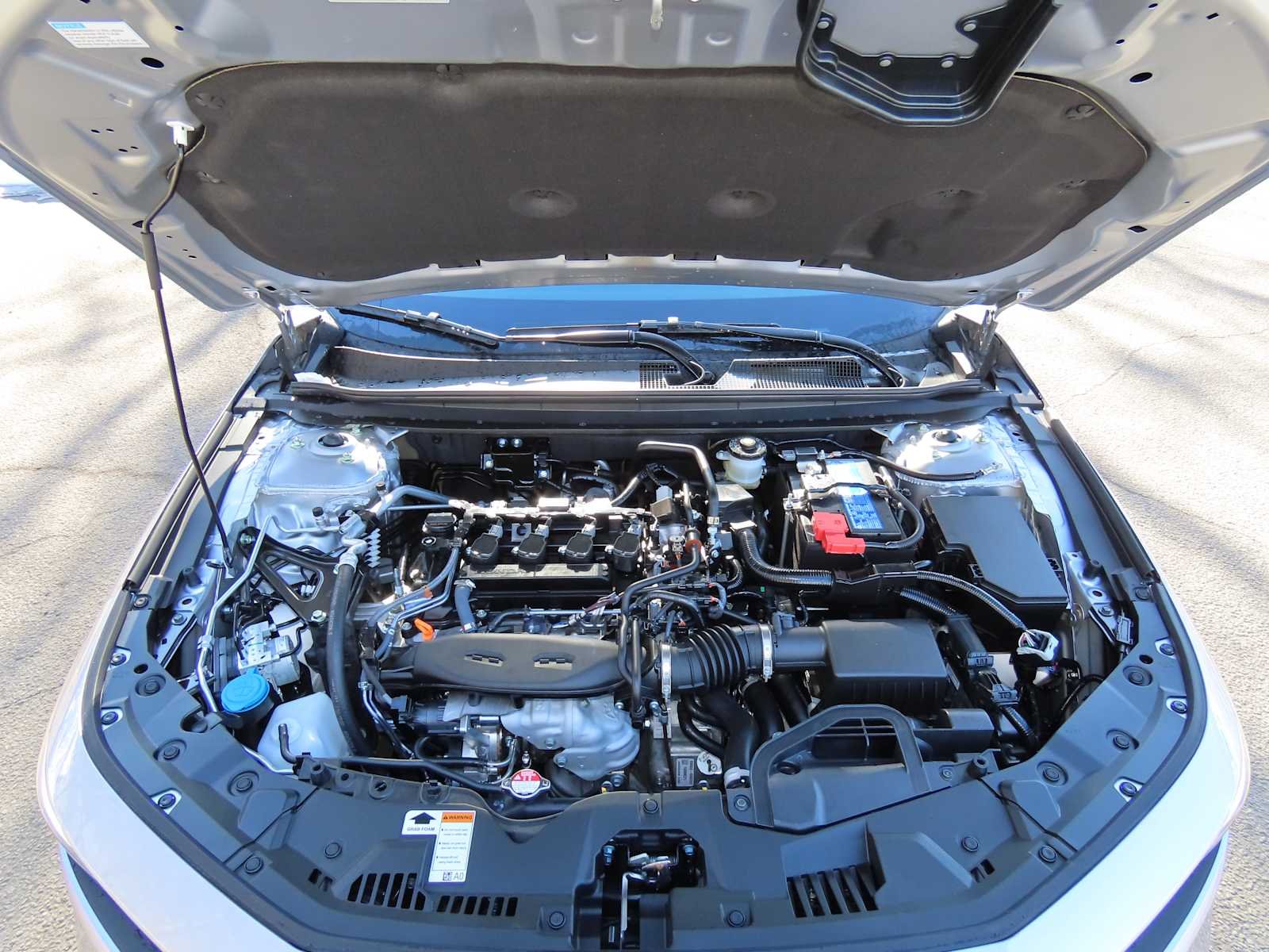 New 2026 Solar Silver Metallic Honda SE image 9