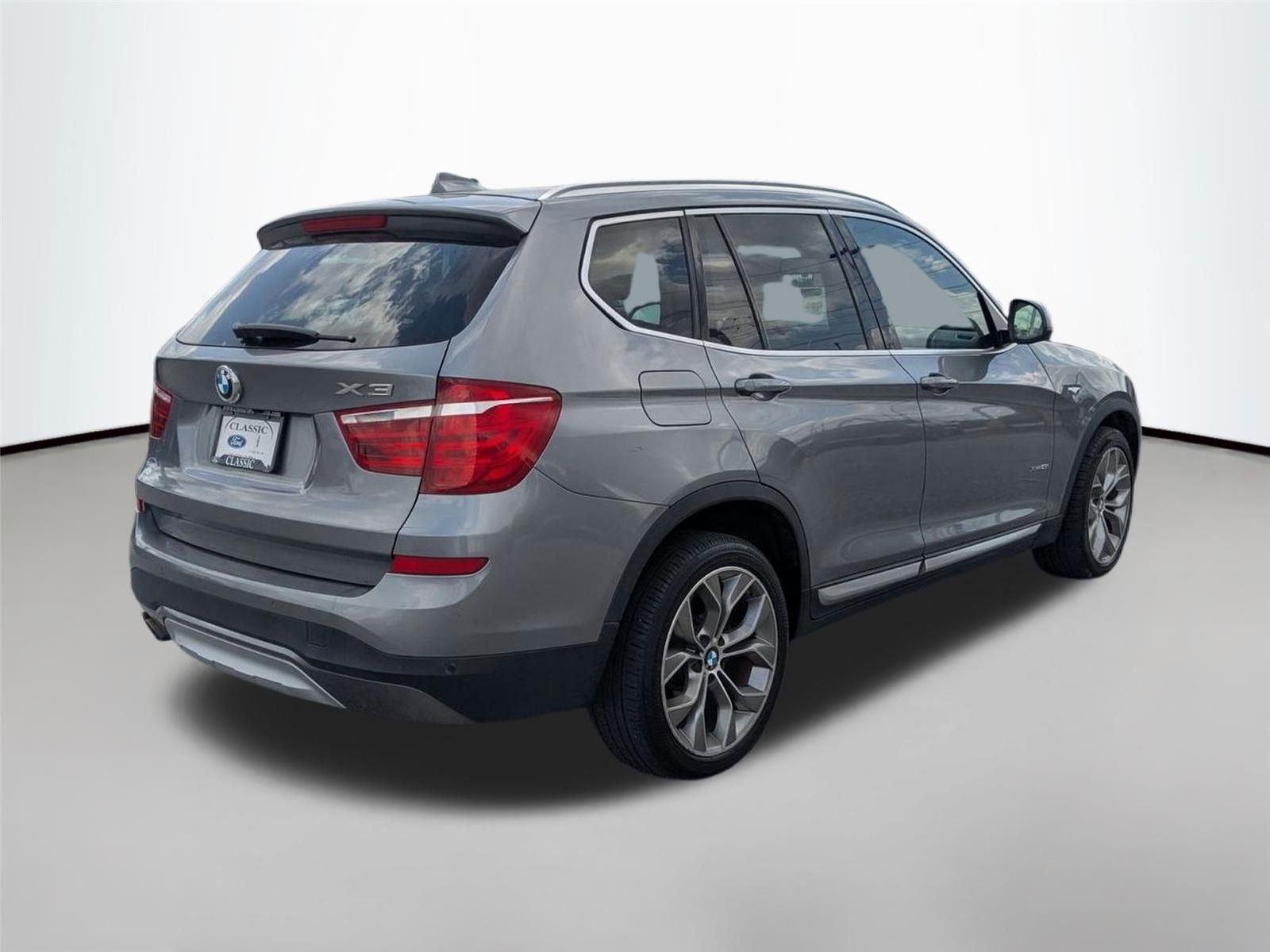 Used 2016 Space Gray Metallic BMW xDrive28i image 5