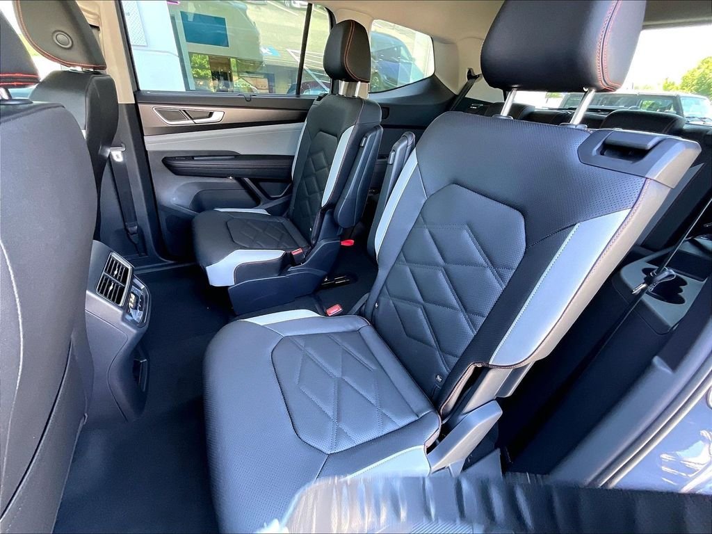 New 2026 Gray Volkswagen 2.0T Peak Edition image 14