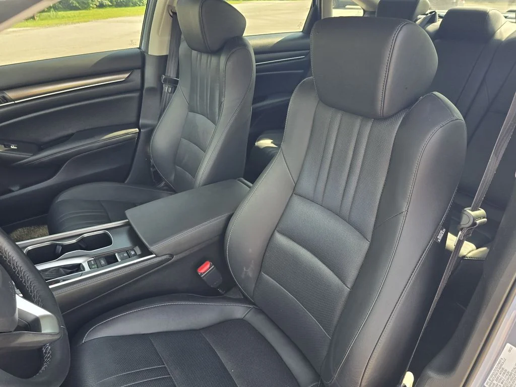 Used 2022 Sonic Gray Pearl Honda Sport SE image 13