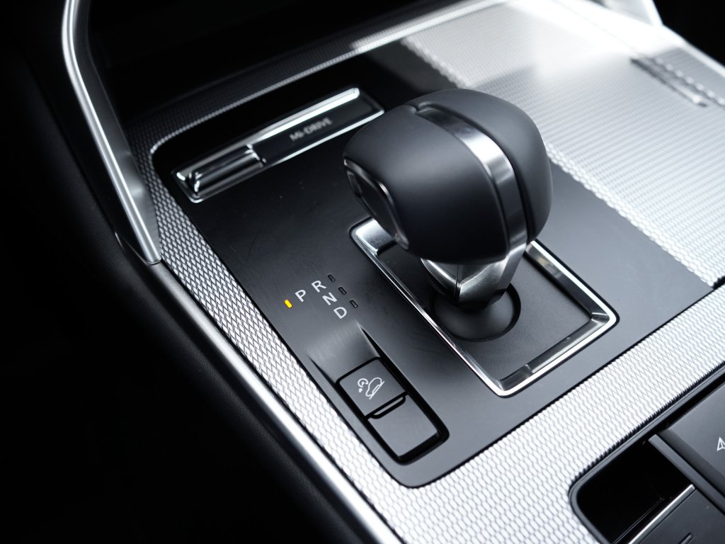New 2026 Platinum Quartz Mazda Preferred image 24
