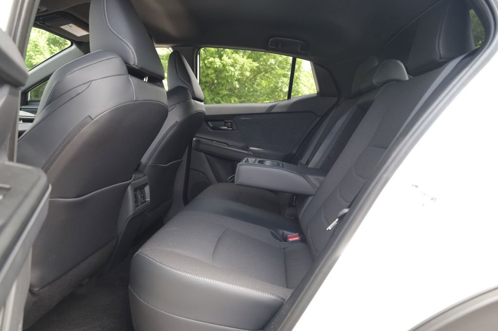New 2026 Wind Chill Pearl <sup>1</sup> Toyota  SE image 14