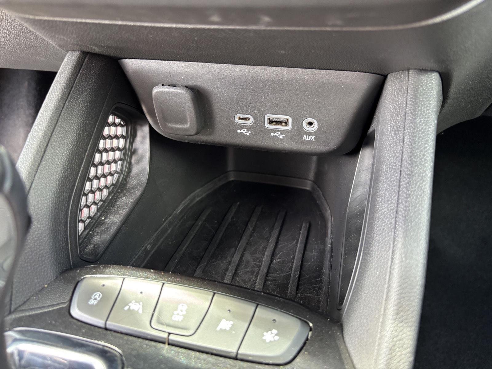 Used 2023 Summit White Chevrolet RS image 25