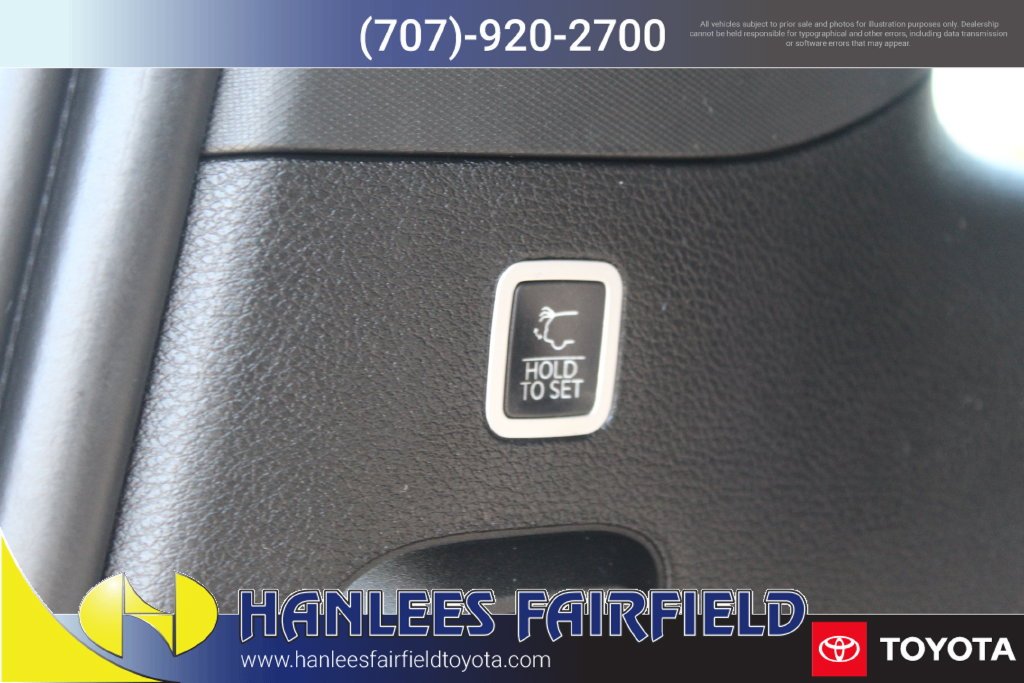 Used 2022 White Jeep Series III image 11