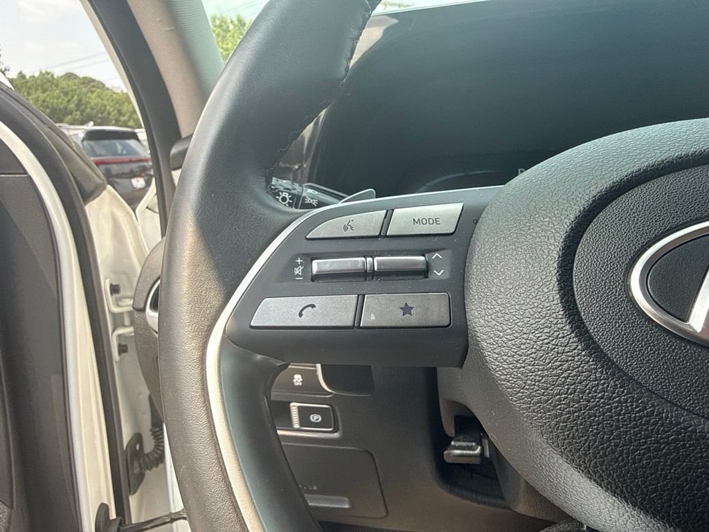 Used 2024 White Hyundai XRT image 9