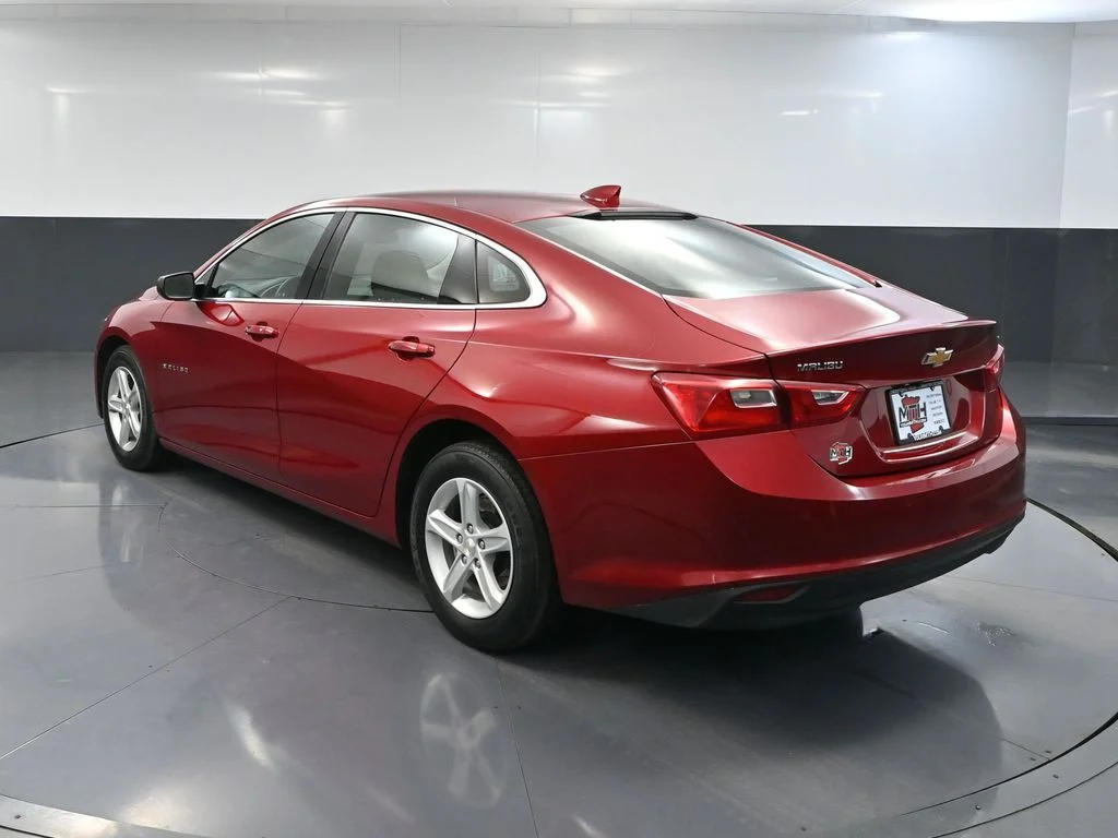 Used 2024 Red Chevrolet LT image 8