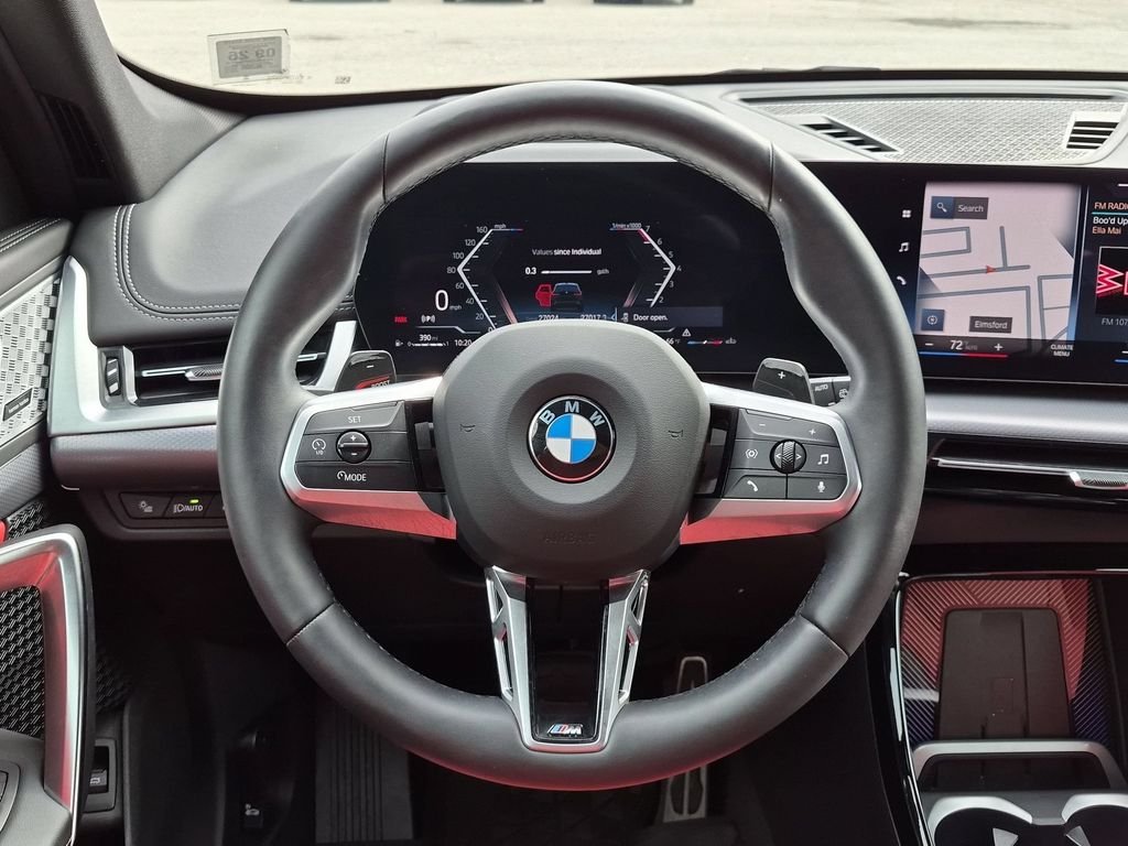 Used 2023 Black BMW xDrive28i image 16
