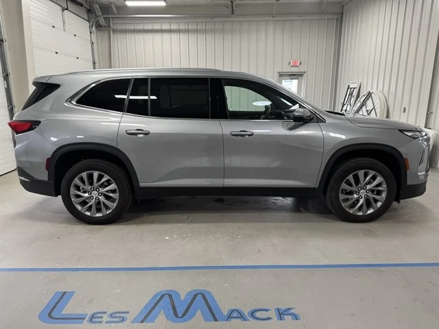 Used 2025 GRAY BUICK Preferred image 4