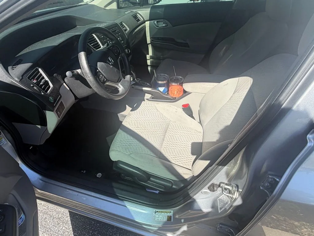 Used 2014 Silver Honda LX image 7