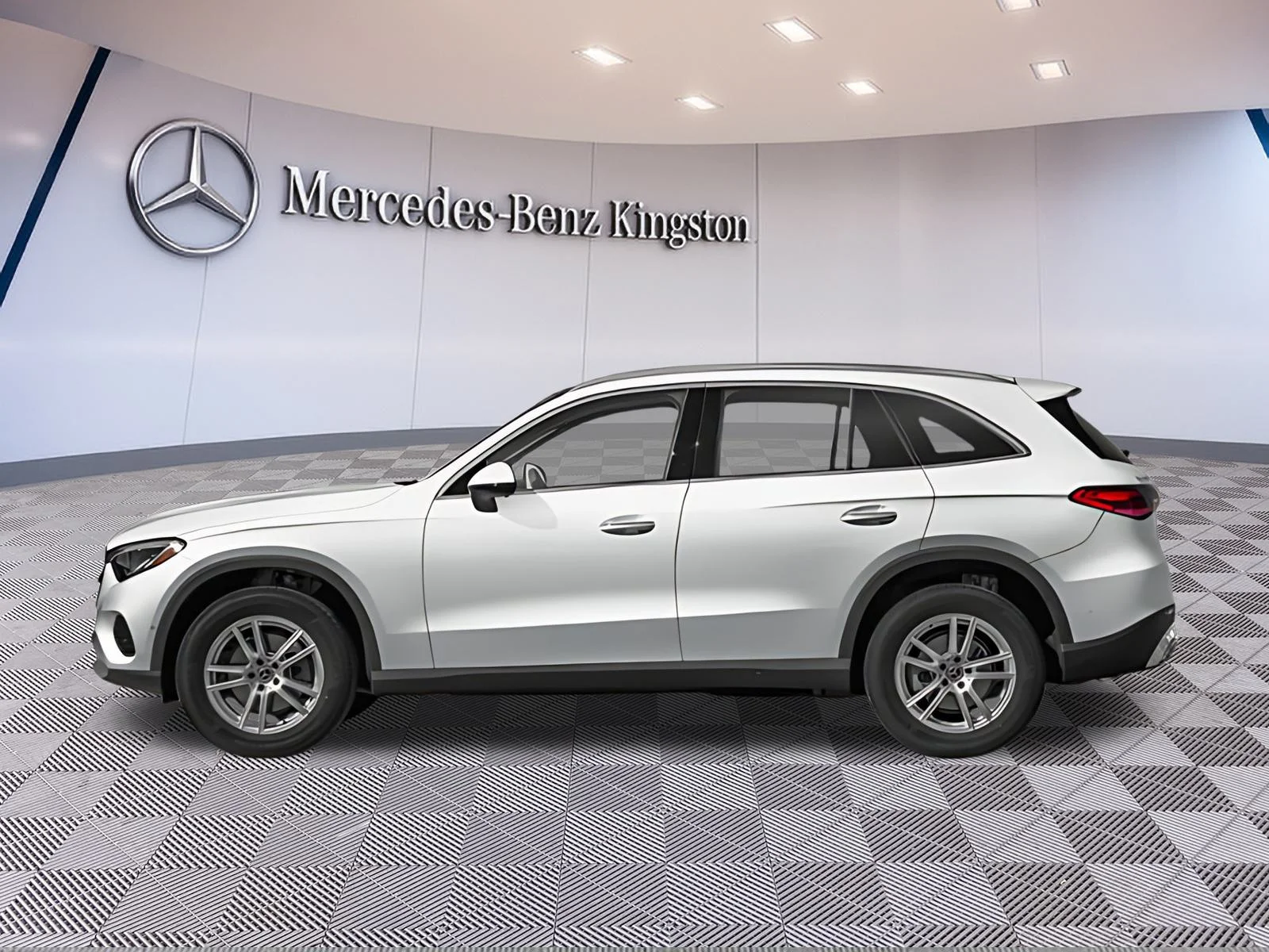 Used 2026 Grey Mercedes-Benz GLC 300 4MATIC SUV image 3