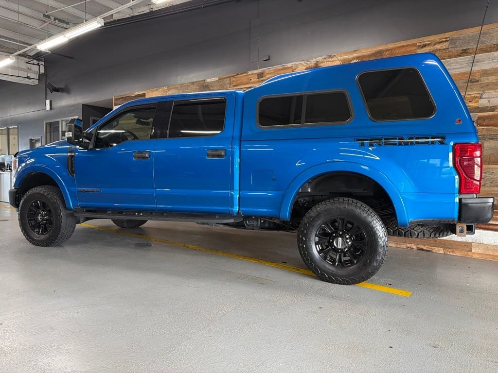 Used 2020 Blue Metallic Ford XLT image 21