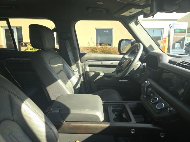 Used 2021 Gray Land Rover X image 4