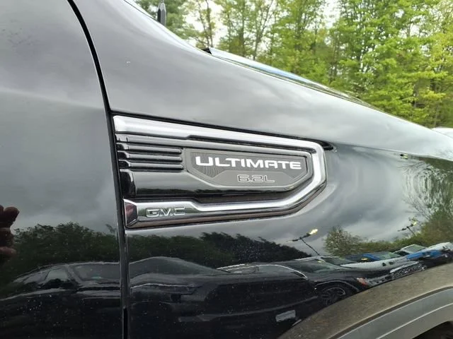 Used 2023 Onyx Black GMC Denali Ultimate image 18