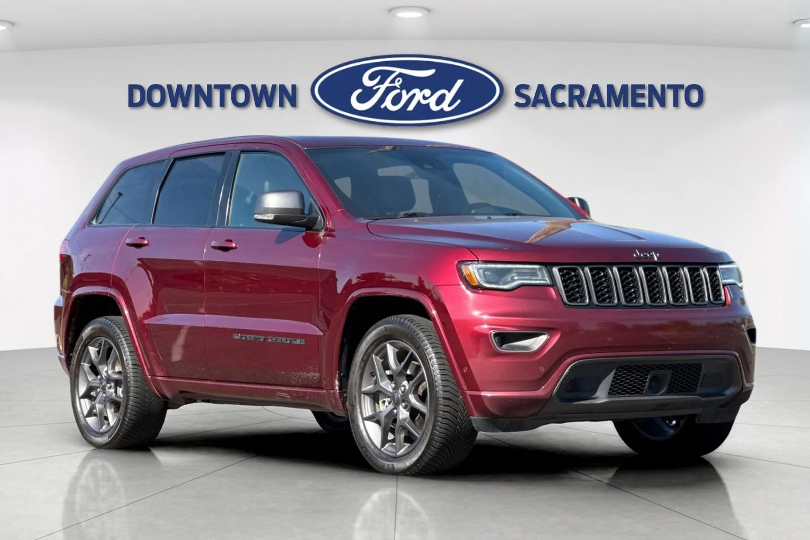 Used 2021 Red Jeep Limited image 11