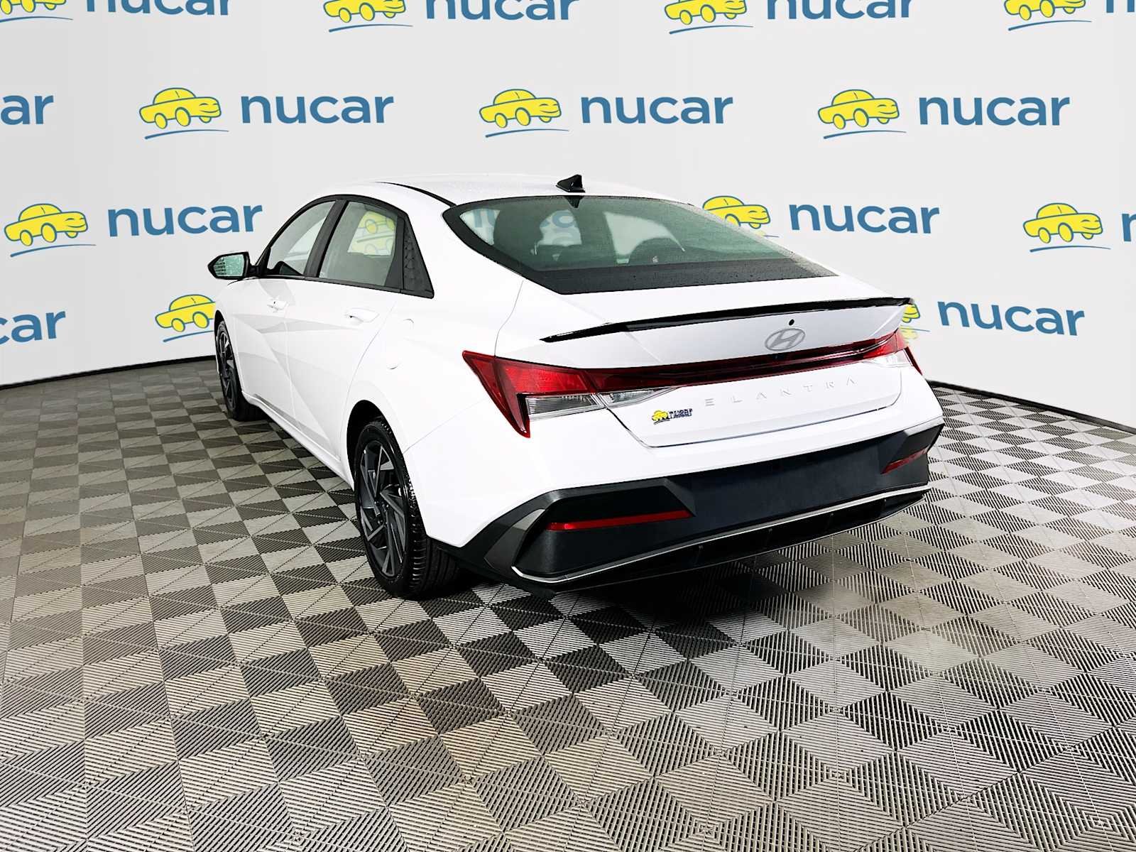 Certified Used 2025 Serenity White Hyundai SEL Sport image 5