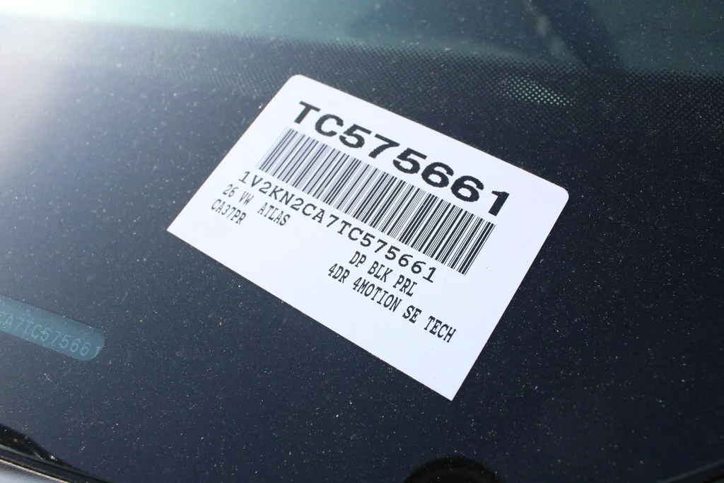 New 2026 Black Volkswagen 2.0T SE w/Technology image 39